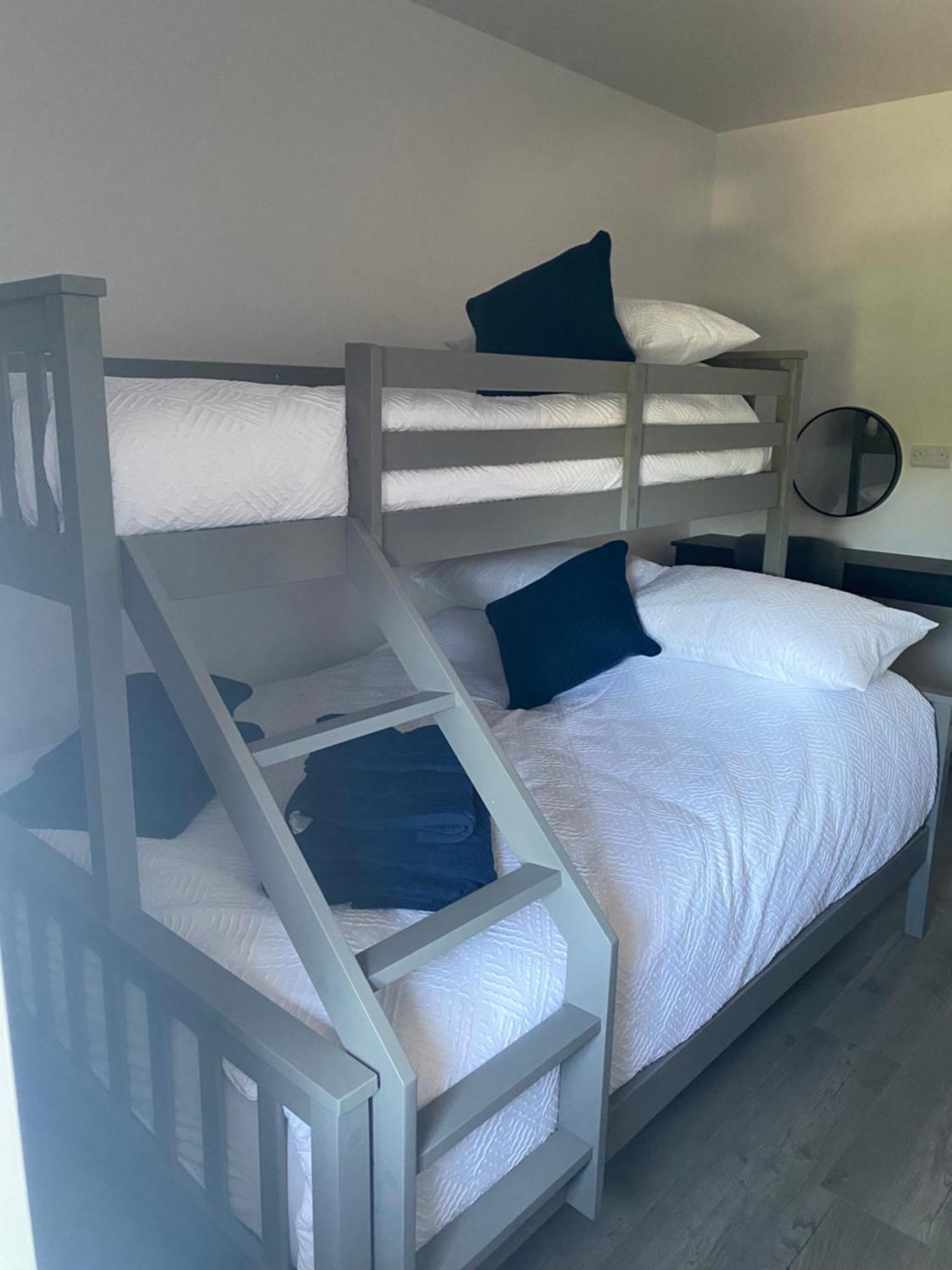 Ballymullock Barn Lofts Carncastle Zimmer foto